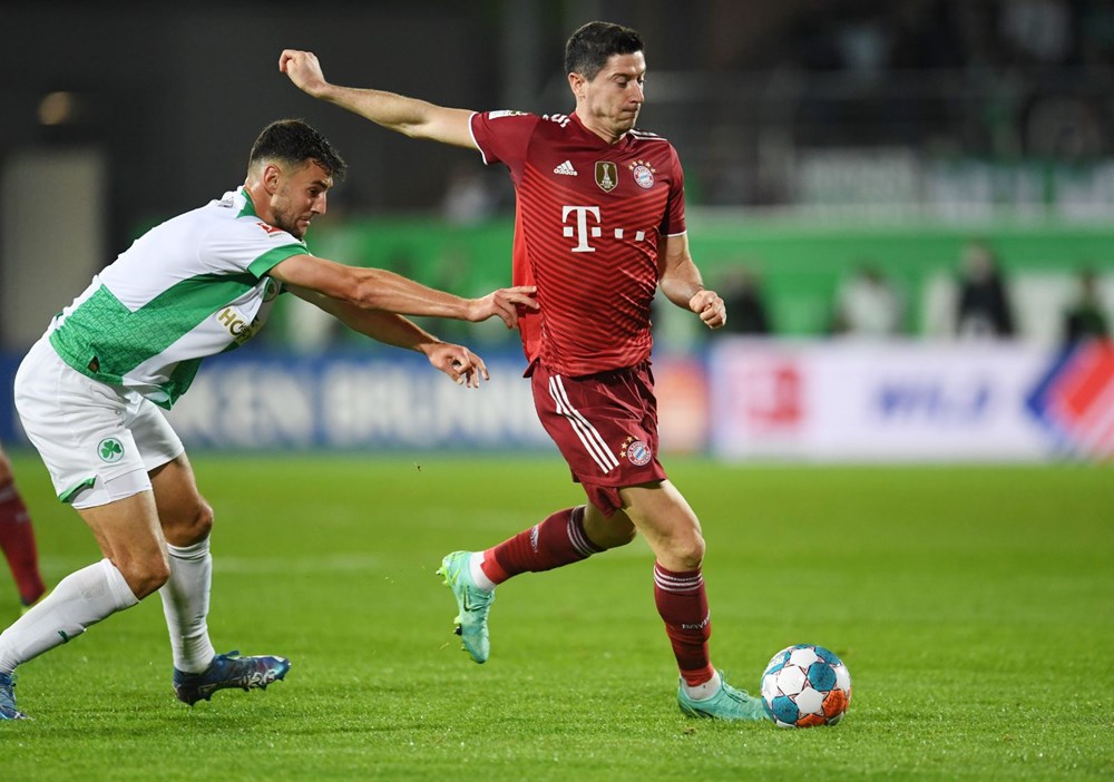 2021’de dünyanın en çok kazanan futbolcuları: Ronaldo, Messi'den ilk sırayı geri aldı - 8