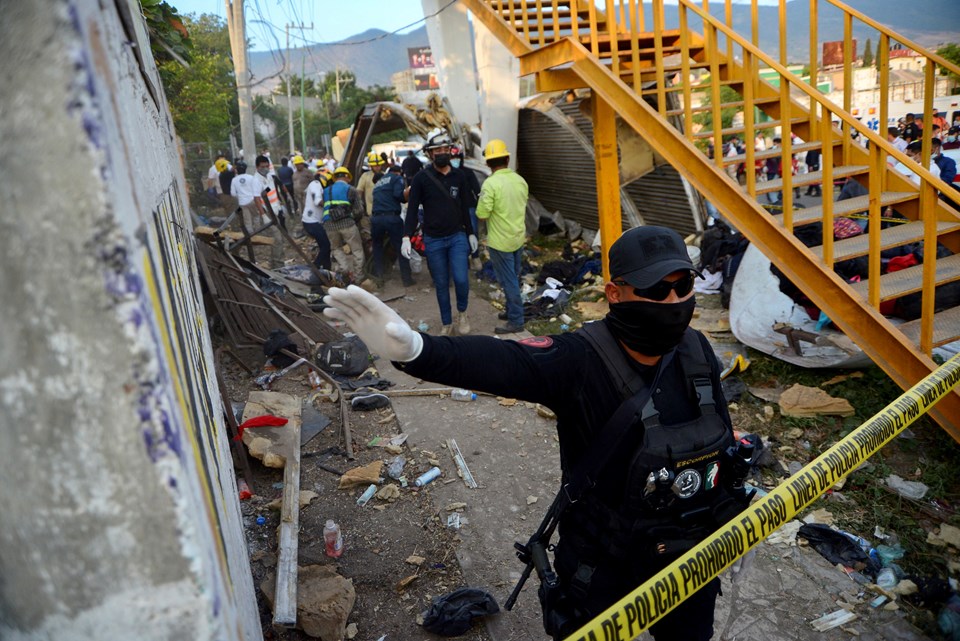 Meksika'da katliam gibi kaza: 49 göçmen hayatını kaybetti - 1