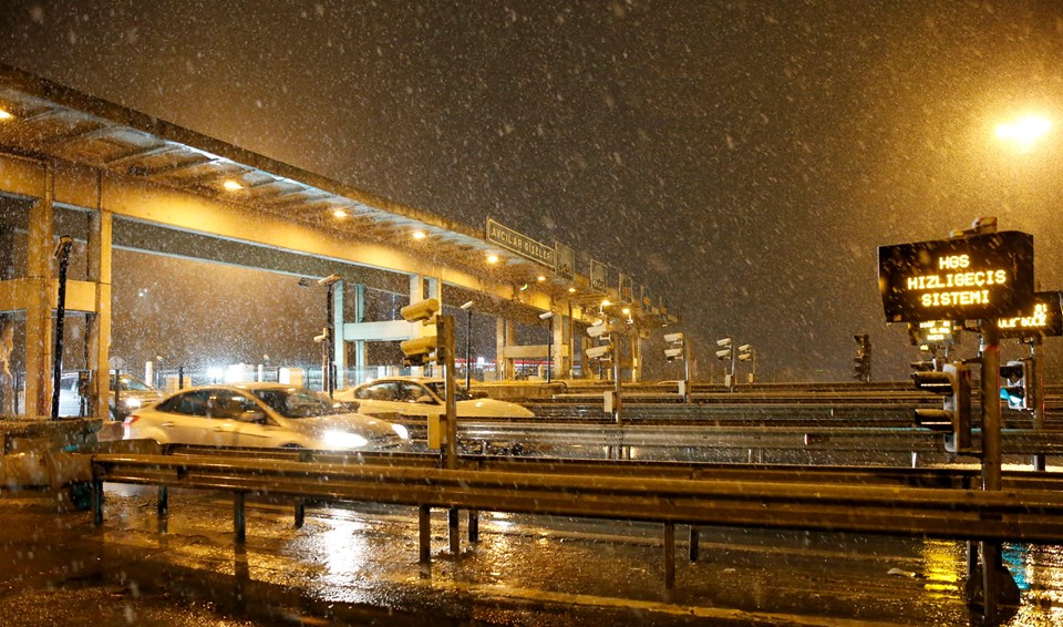İstanbul'da kar yağışı etkili oluyor - 2