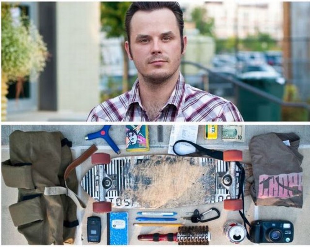 Африканки с грузом на голове. Носить с собой. Человек несет тяжесть. Неожиданные вещи. Содержимое женской сумки.