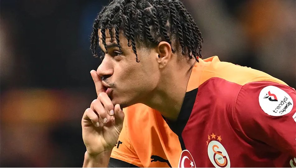 Galatasaray'ın yıldızı Sara'dan Fenerbahçelileri kızdıracak yanıt