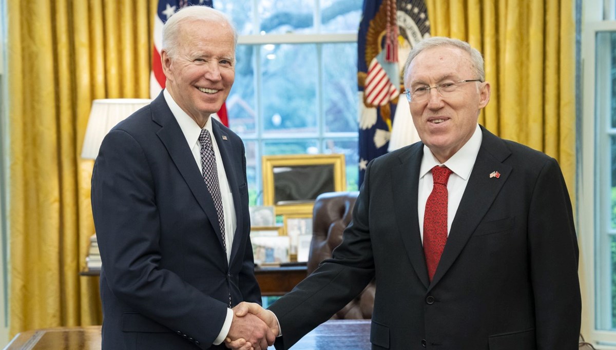Washington Büyükelçisi Mercan Biden'a güven mektubu sundu Washington Büyükelçisi Mercan Biden'a güven mektubu sundu