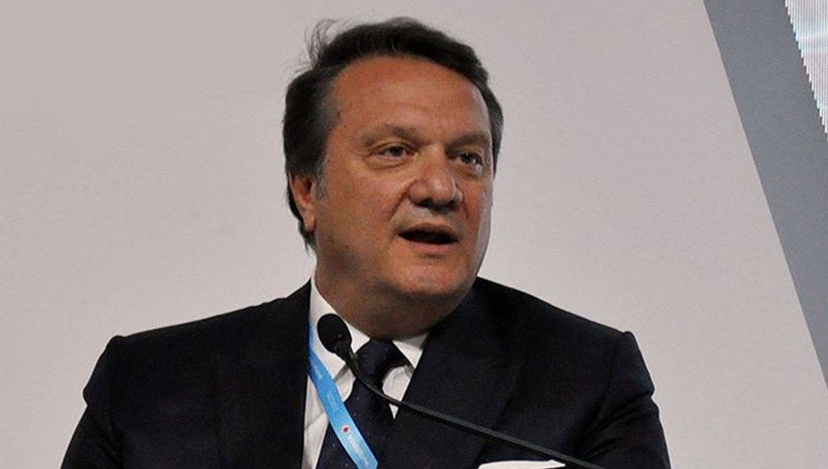 Beşiktaş Divan Kurulu'ndan Hasan Arat'ın başkan adaylığına onay Beşiktaş Divan Kurulu'ndan Hasan Arat'ın başkan adaylığına onay