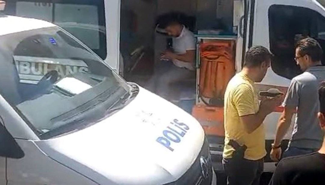 Adana'da maskeli soygun: Kuyumcuyu vurup, bir kilo altın çaldılar