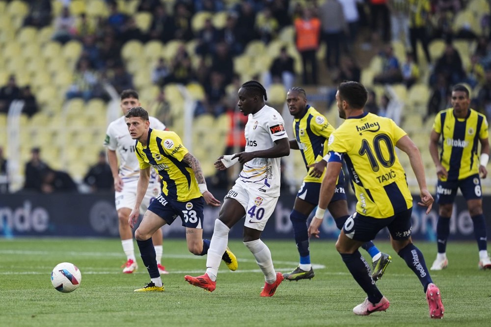 Fenerbahçe, Eyüpspor'u reaksiyonlar eşliğinde iki golle geçti 76 LQV2KQyIJUuKoT6K8hdNcQ