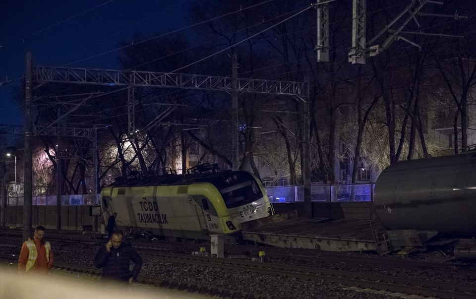 SON DAKİKA: Ankara'da akaryakıt yüklü tren raydan çıktı - 2