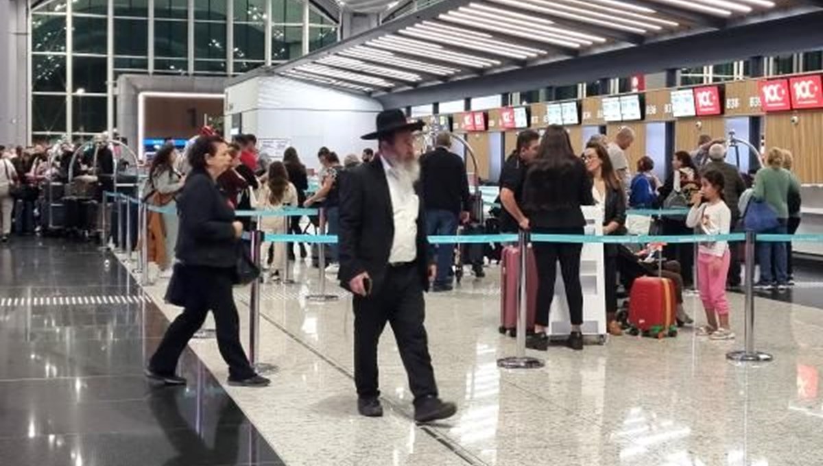 İsrail vatandaşları için gelen ikinci uçak İstanbul'dan ayrıldı İsrail vatandaşları için gelen ikinci uçak İstanbul'dan ayrıldı
