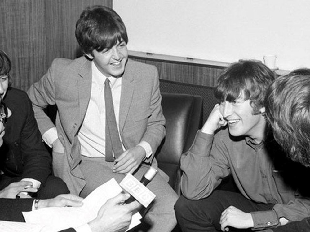 The Beatles'ın şarkı sözlerini içeren defter sergileniyor - 4