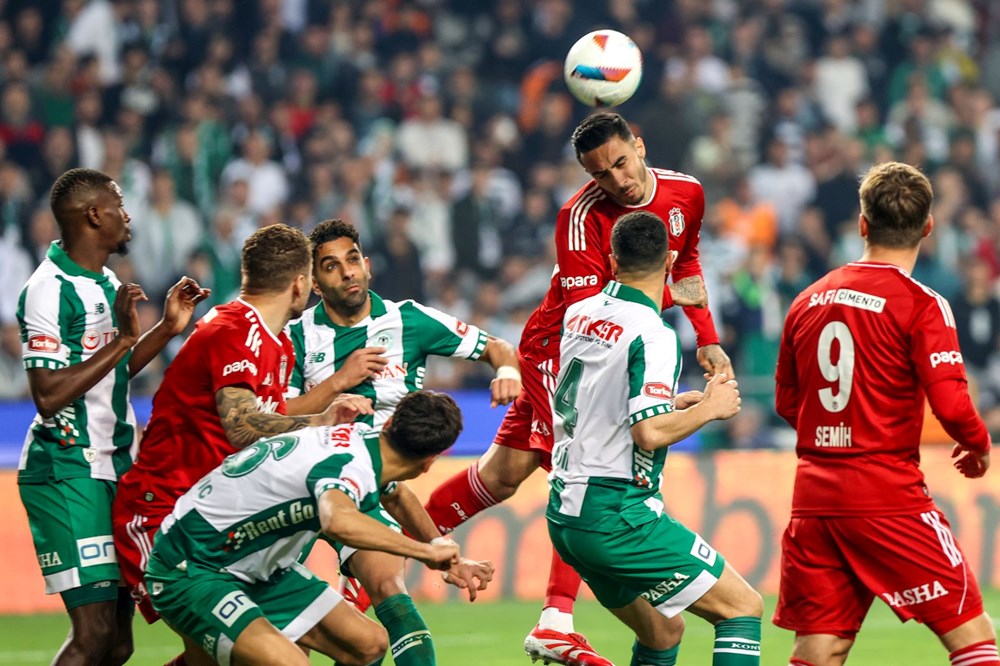 Beşiktaş'tan kadro dışı iddialarına açıklama - 5