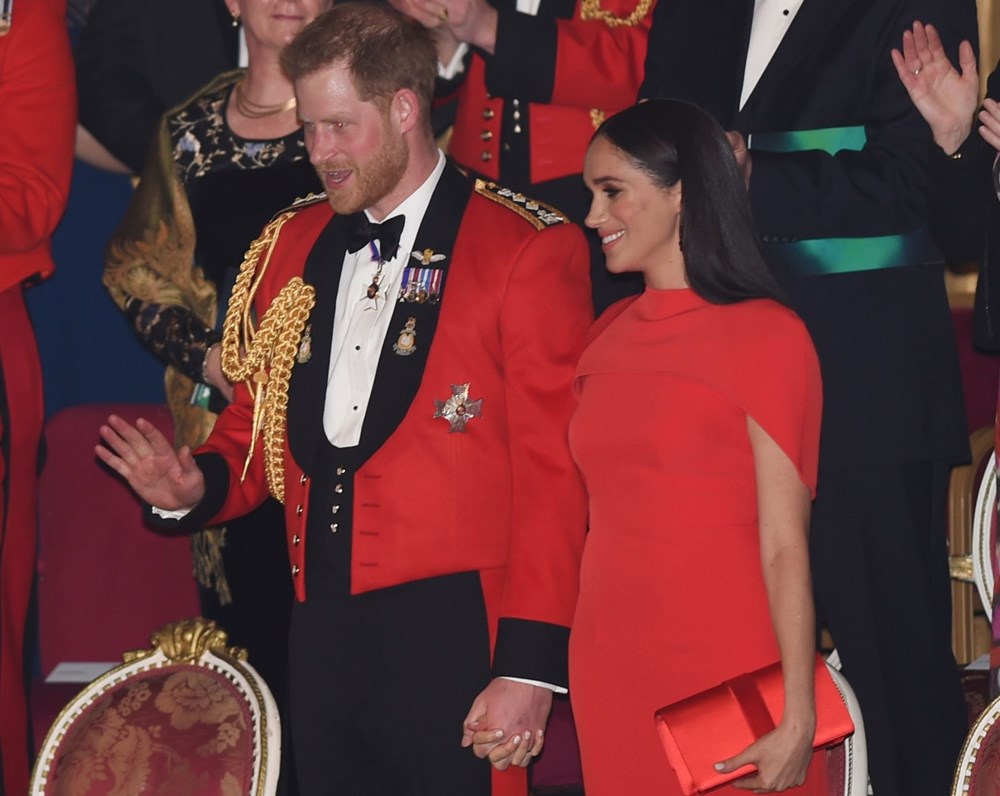 Kraliyetle ipleri koparan Prens Harry ve Meghan Markle'a unvanlarını bırakma çağrısı - 3