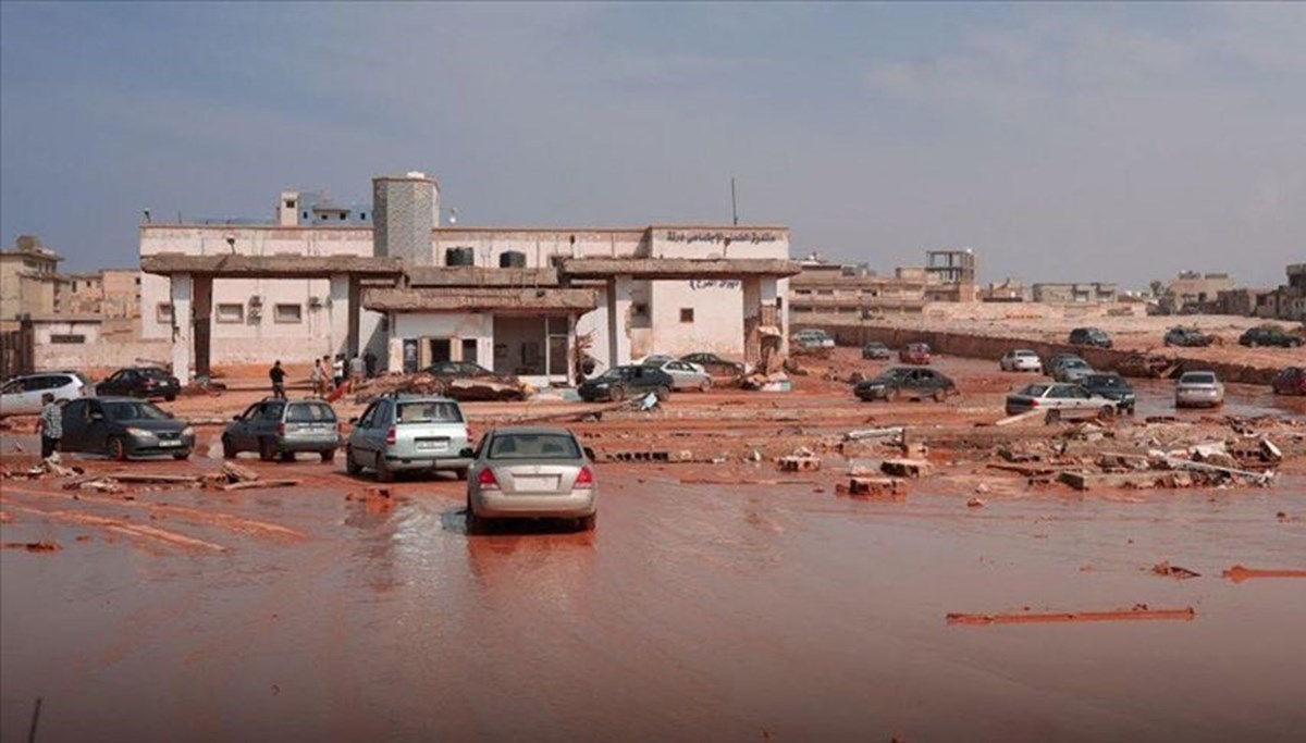 Libya'da sel bölgelerinde en az 36 resmi kurum çalışma yapıyor