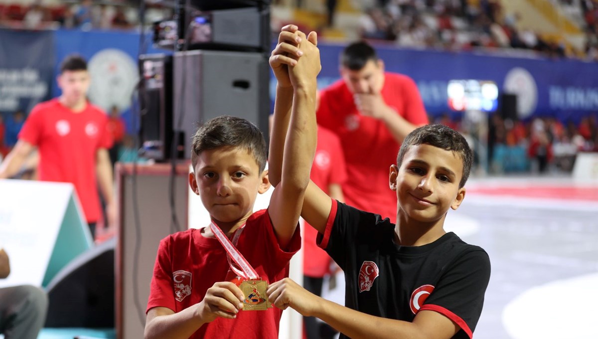 Hükmen galibiyeti kabul etmedi, maça çıktı