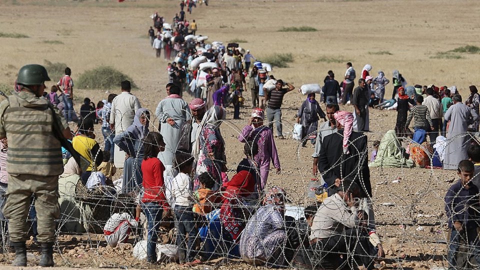 Suriye sınırından gelip, yasadışı yollarla kaçma peşindeler - 1