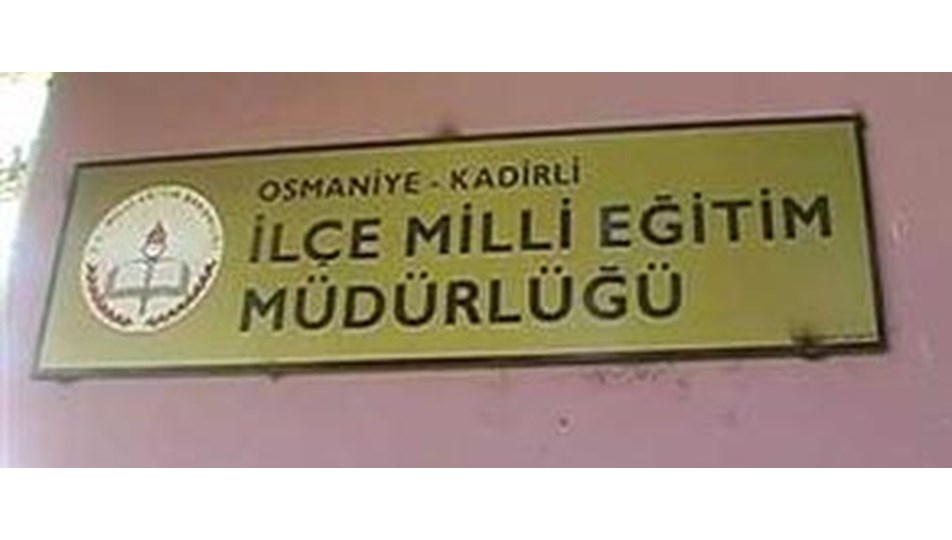 Bedava gezi için öğrenci oldular