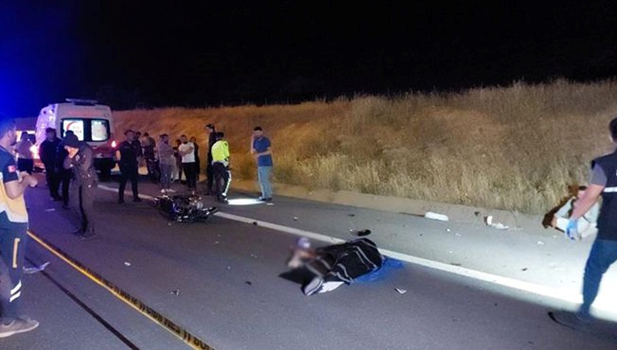 Gaziantep'te iki motosiklet çarpıştı: 2 sürücü de öldü Gaziantep'te iki motosiklet çarpıştı: 2 sürücü de öldü