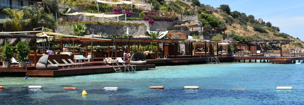 Bodrum'da sezon açılıyor: Plaj ücreti 10 bin euro, lahmacun ise 200 TL'ye kadar çıkıyor - 1