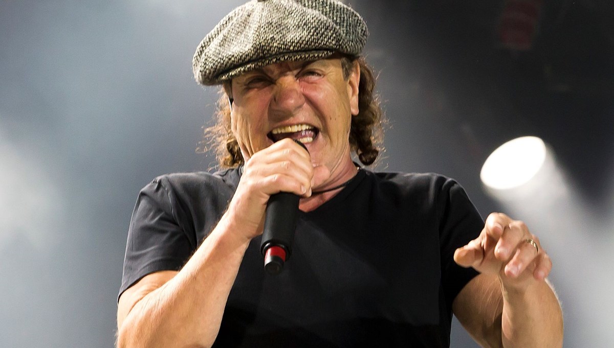 AC/DC'nin solisti Brian Johnson hayatının kitabını yazdı