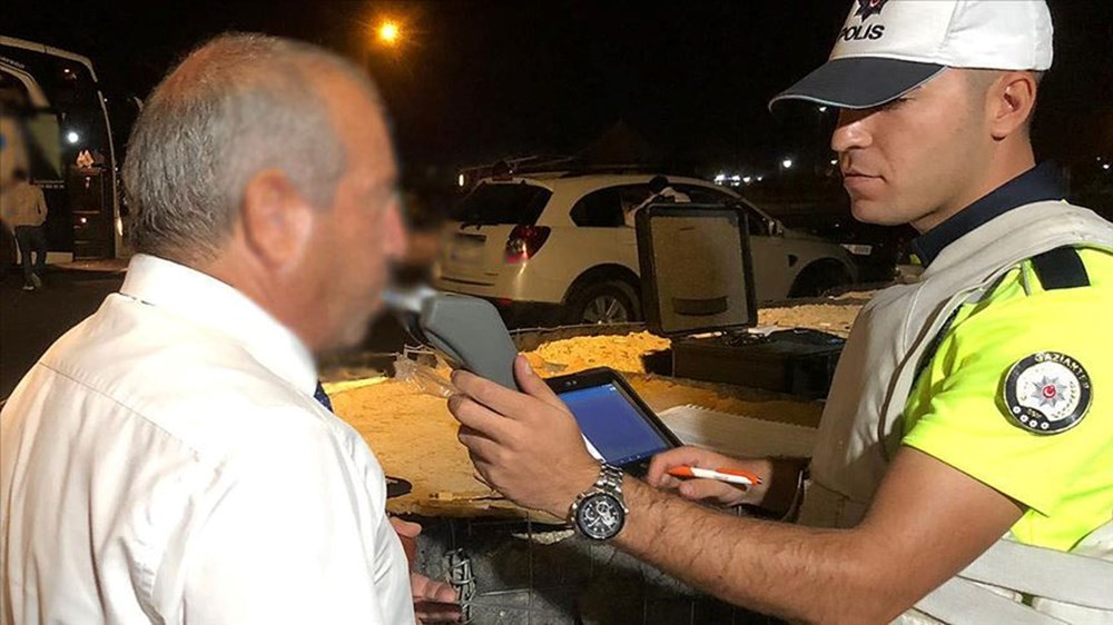 Hız sınırı, kırmızı ışık, kemer cezası kaç TL olacak? (İşte 2023 yeni trafik cezaları) - 6