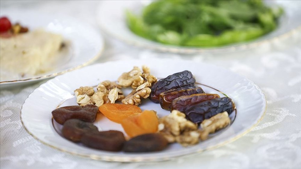 Sahura kalkmadan tutulan oruç geçerli olur mu? Niyetsiz oruç mümkün mü? - 1