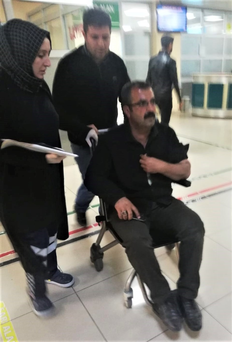 Mardin'de okul müdürüne taşlı sopalı saldırı: 3 gözaltı - 1