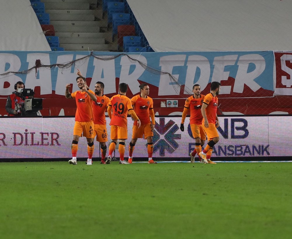 Trabzonspor'u yenen Galatasaray liderliğe yükseldi - 8