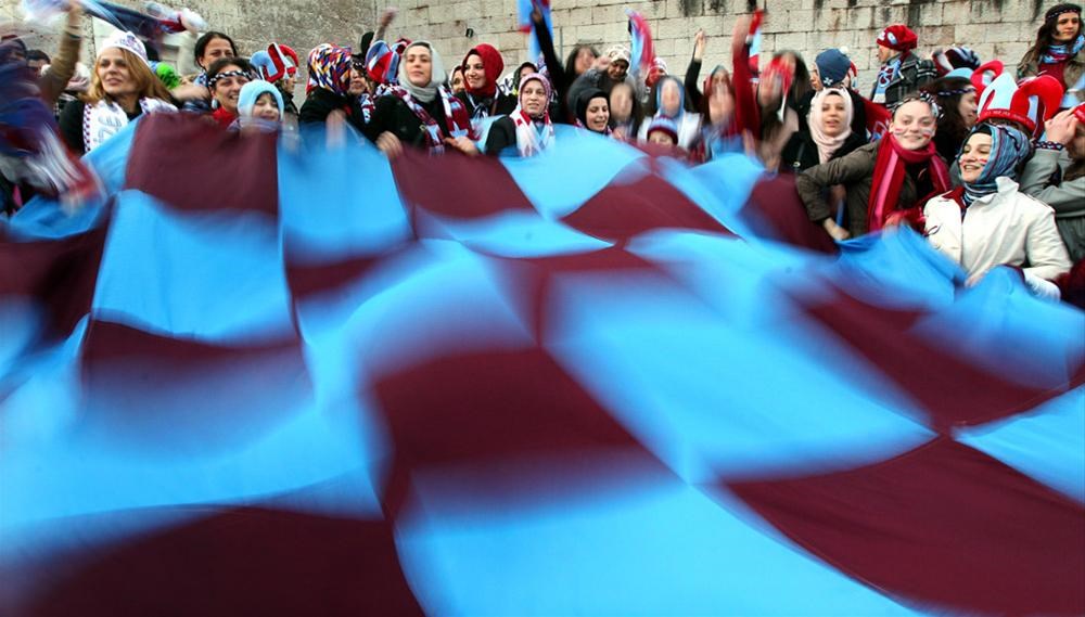 Sadece kadın ve çocuklar - 1