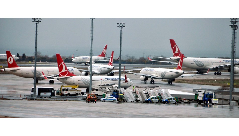 Atatürk Havalimanı'ndaki iptaller karşı meydanlardan kaynaklı