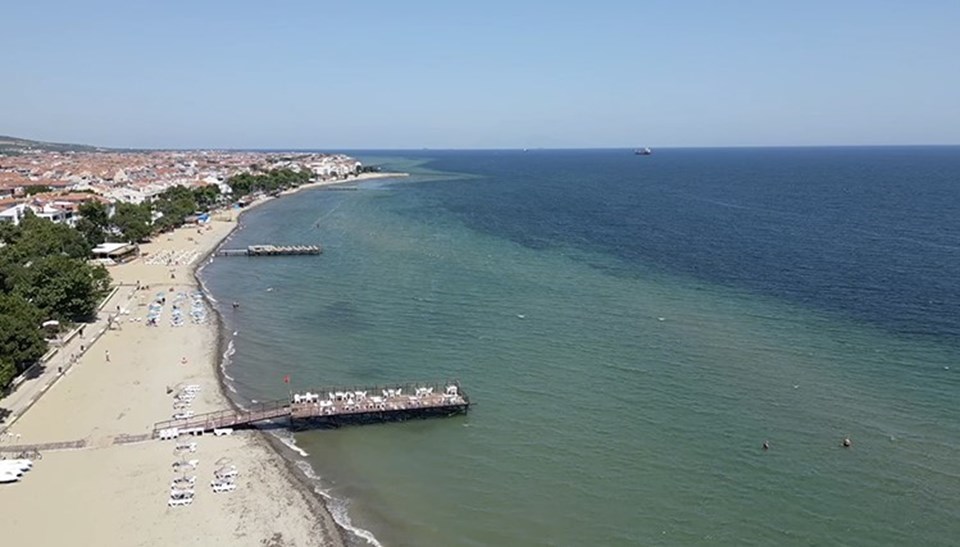 Tekirdağ'ın Şarköy ilçesindeki mavi bayraklı plajlar yerli ve yabancı turistleri ağırlıyor - 1