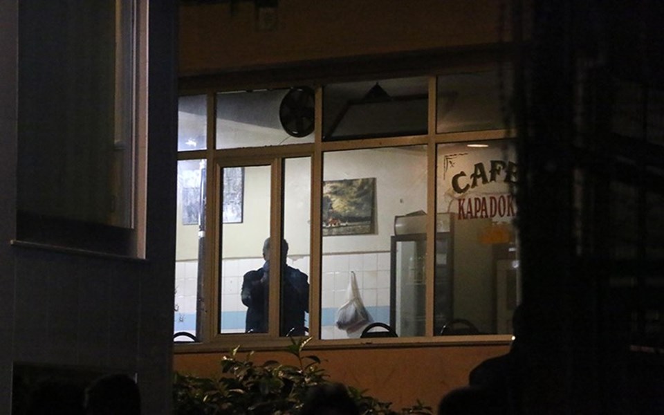 Fatih'te kahvehaneye silahlı saldırı - 1
