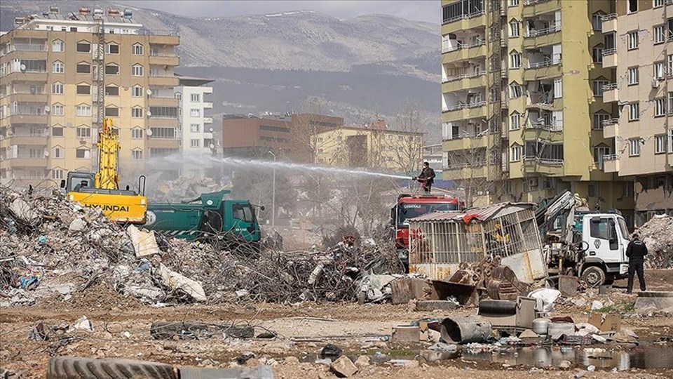 Depremde yıkılan Ebrar Sitesi B Blok için hazırlanan iddianame kabul edildi | İnşa sürecinde usulsüzlükler zinciri - 1
