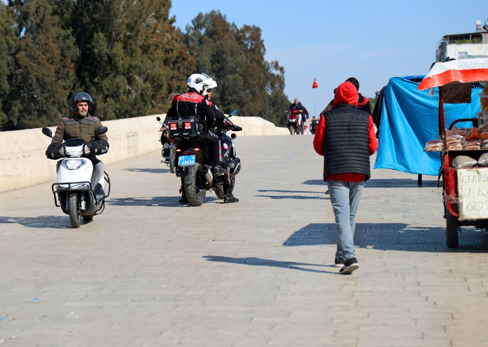 1640 Yaşındaki Tarihi Köprü Seyyar Satıcıların İşgali Altında 73 Li30gLYG9kCTlkmwL8iO g