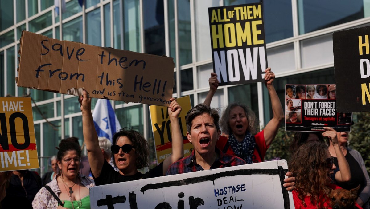 ABD Dışişleri Bakanı Blinken Tel Aviv'de, rehine yakınları eylemde ABD Dışişleri Bakanı Blinken Tel Aviv'de, rehine yakınları eylemde