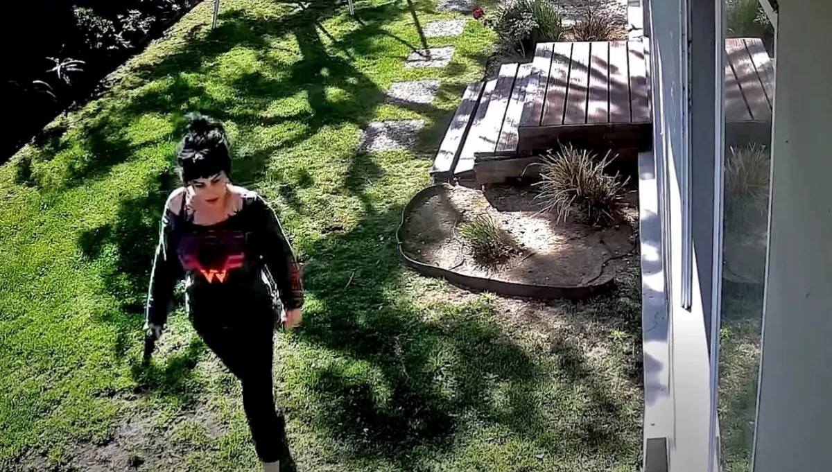 Polisin Lauren'i vurduğu anlar kamerada