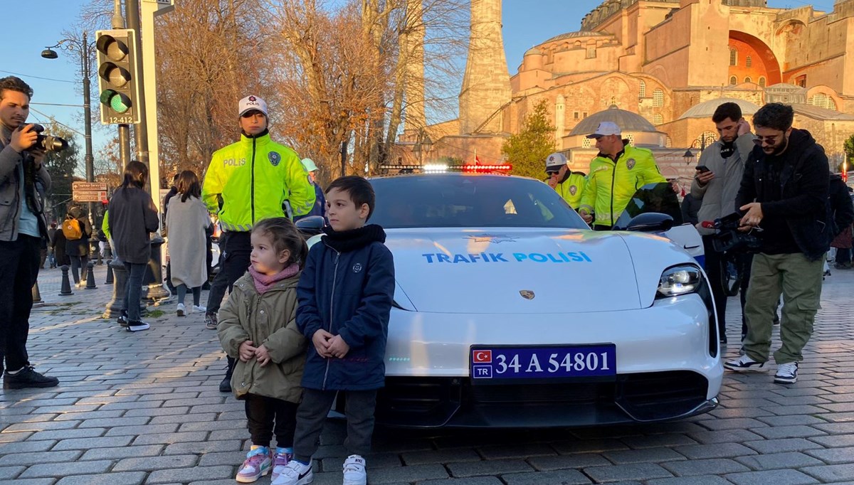 Lüks devriye: Çete araçları polis otosu oldu (Bu lüks araçlar hangi çetelere ait?)