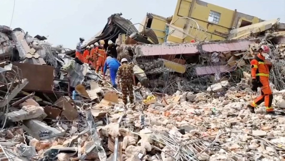 Myanmar'da can kaybı 3 bini geçti