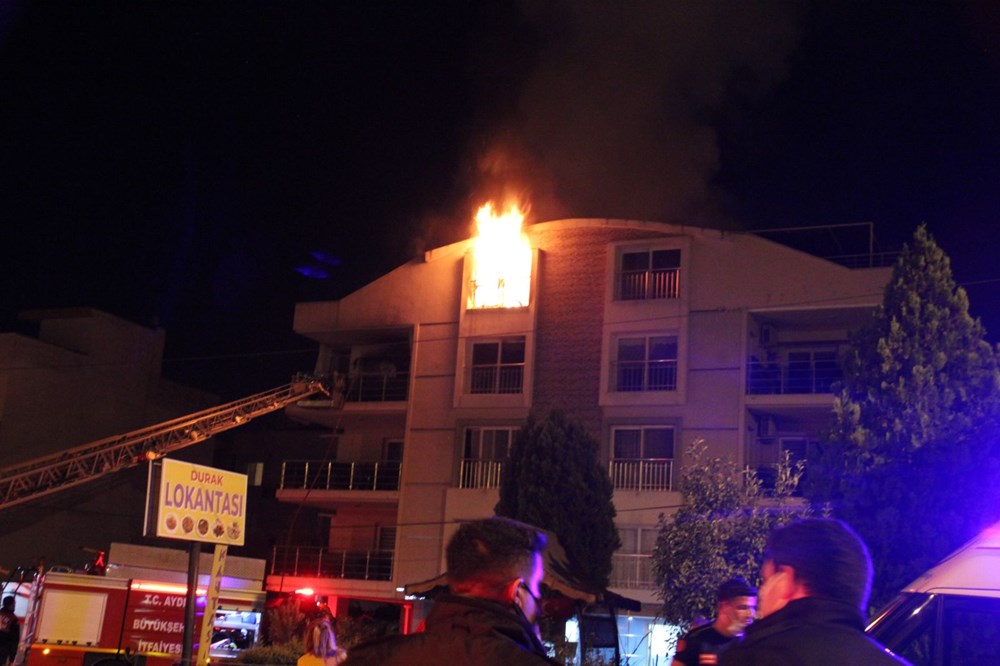 Eşi ve çocuklarının yaşadığı binayı ateşe verdi, mahalleli sokağa döküldü - 8