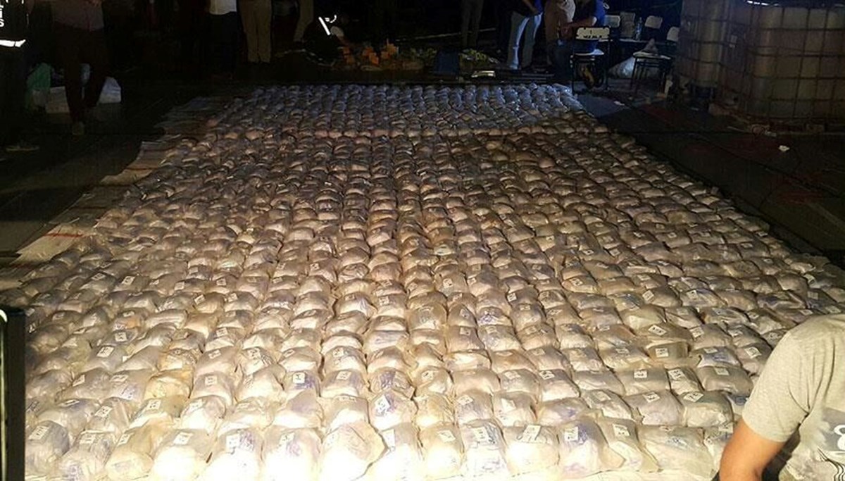 Kolombiya'da 843 kilo kokain ele geçirildi Kolombiya'da 843 kilo kokain ele geçirildi