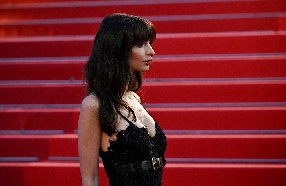 Emily Ratajkowski 30 yaşından önce boşanan kadınları övdü - 3