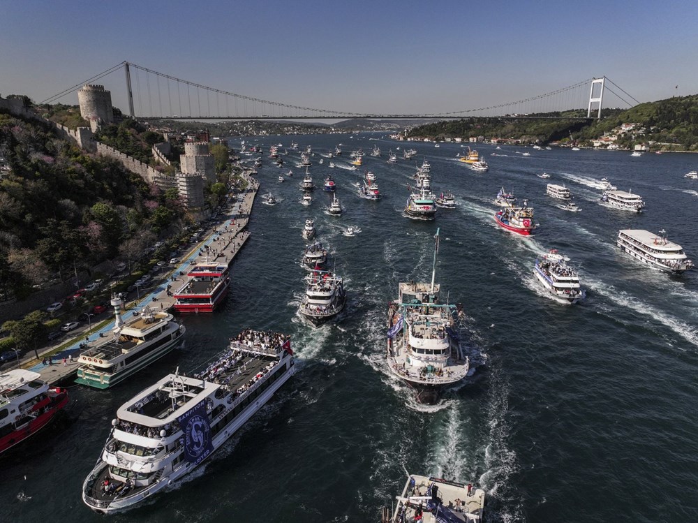 Boğaz'da "Sarıyer donanması": Şampiyonluk coşkuyla kutlandı 77 LpearrPjrU29t9DtVhMPWg