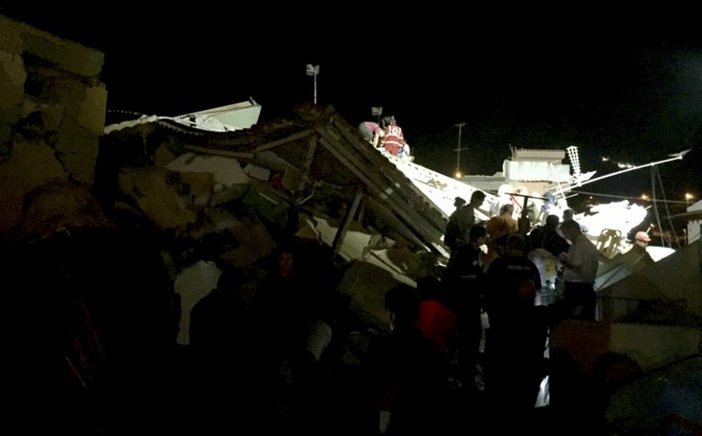 İtalya�daki depremde 7 aylık bebek sağ kurtuldu NTV İtalya�daki depremde 7 aylık bebek sağ kurtuldu NTV