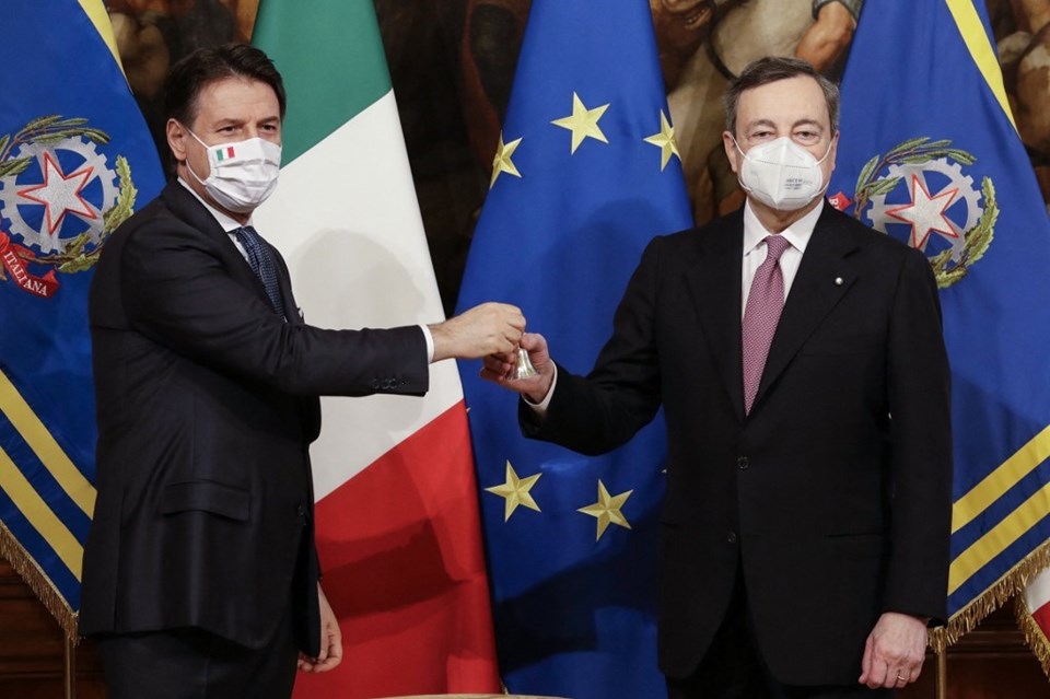 İtalya'da hükümet karıştı: Draghi NATO zirvesinden erken ayrıldı - 1
