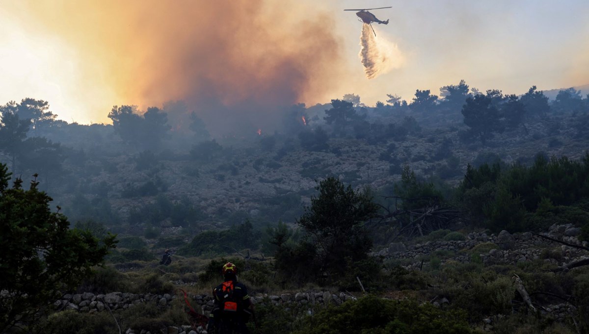 Eğriboz'da yangın: 2 köy tahliye edildi