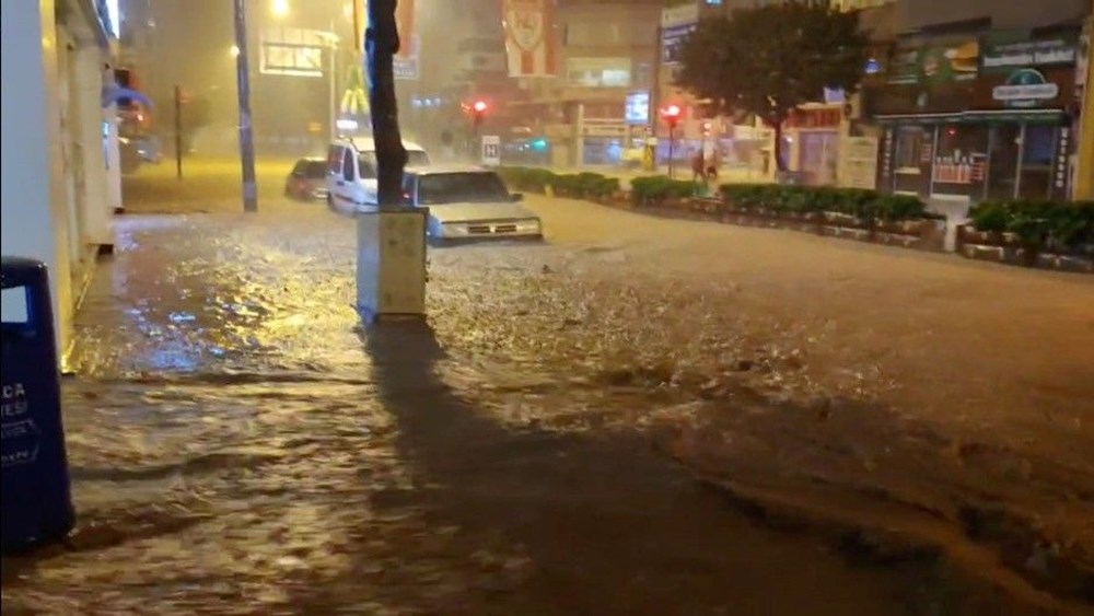 Antalya Kumluca'yı sel vurdu - 8