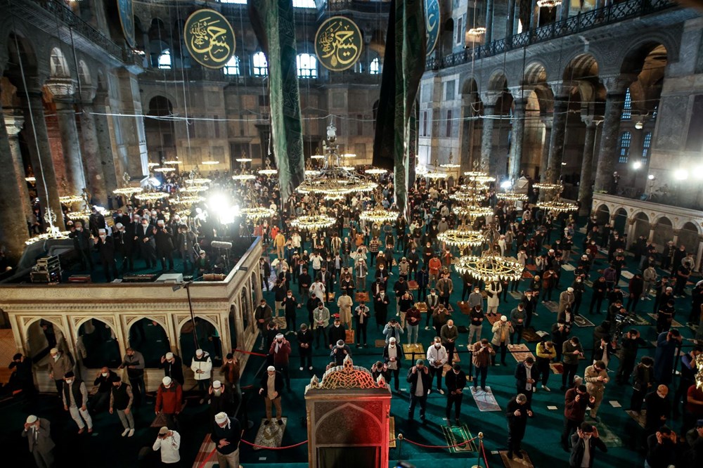 Ayasofya'da 87 yıl sonra ilk Ramazan Bayramı namazı kılındı - 14