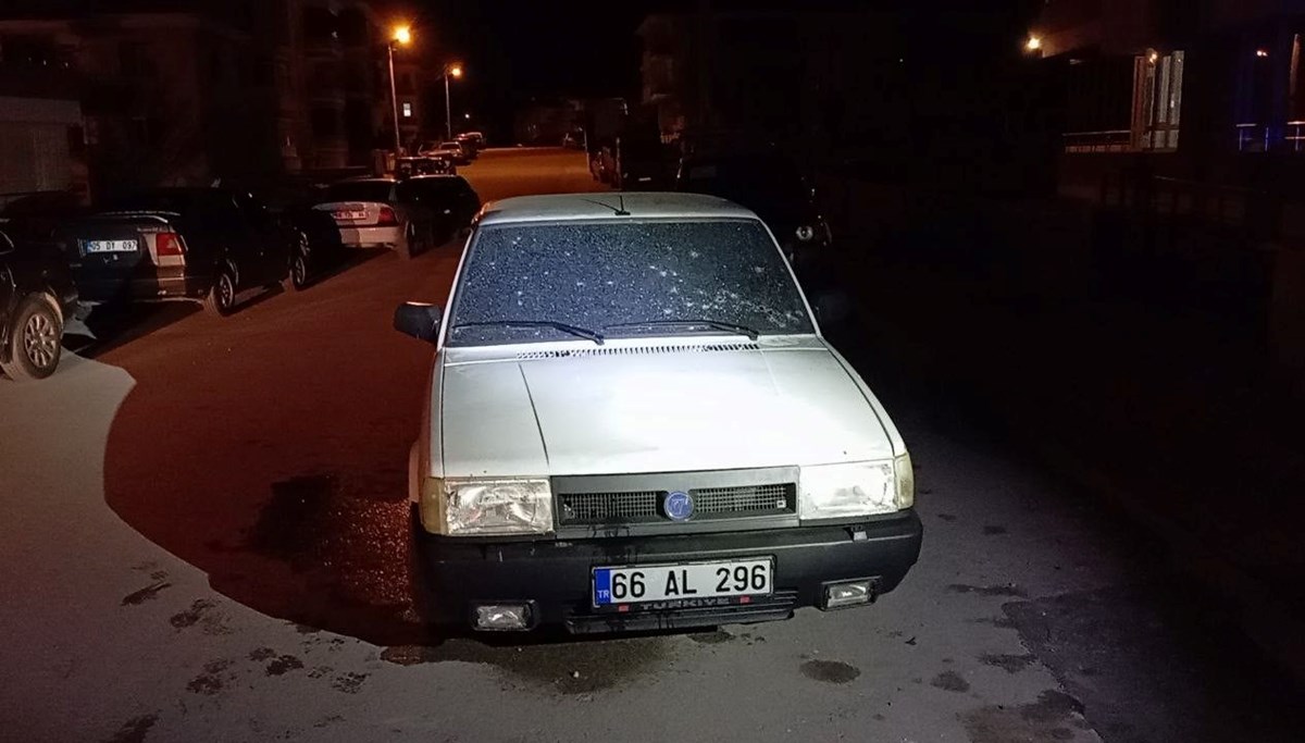 Çorum'da otomobile kurşun yağmuru Çorum'da otomobile kurşun yağmuru