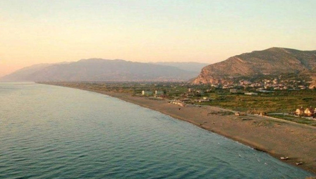 Hatay'da sahilde erkek cesedi bulundu