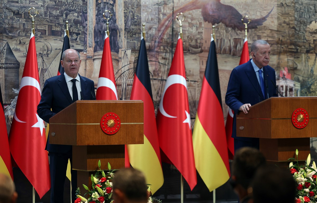 Cumhurbaşkanı Recep Tayyip Erdoğan ve Almanya Başbakanı Olaf Scholz, Dolmabahçe Cumhurbaşkanı Recep Tayyip Erdoğan ve Almanya Başbakanı Olaf Scholz, Dolmabahçe