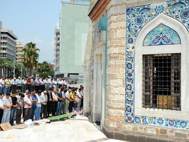 izmir in asirlik minyatur camisi ntv