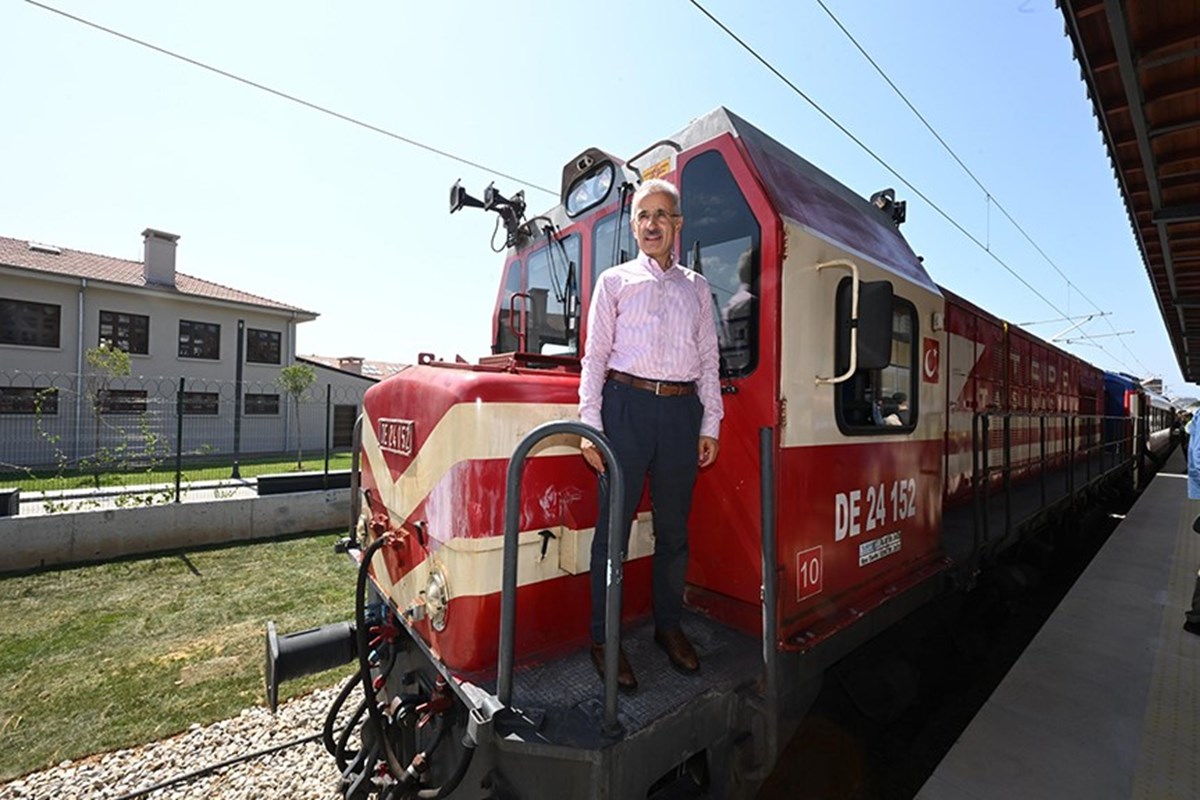 Sirkeci-Kazlıçeşme tren hattı açılışı | Bakan Uraloğlu NTV'de soruları yanıtladı