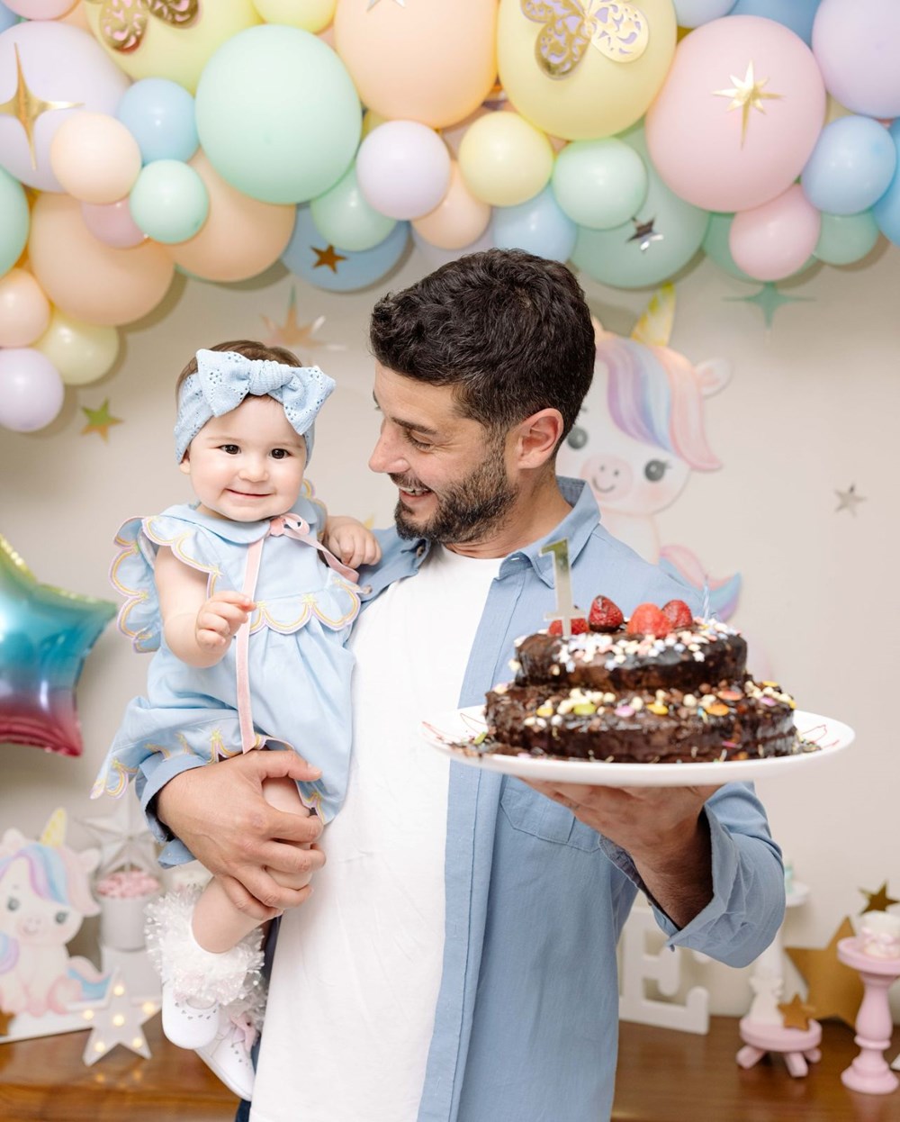 Yıldız Çağrı Atiksoy kızı Mira Milena'nın yüzünü ilk kez paylaştı - 6